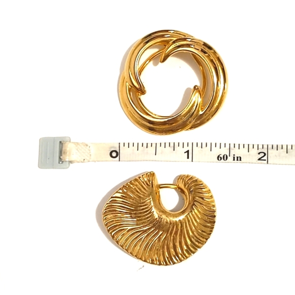 VINTAGE LOT OF FIVE GOLD-TONE 1 - 2" SCARF CLIPS - Picture 10 of 14